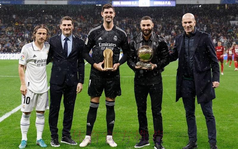 本泽马、克罗斯等人缺战奥萨苏纳 库尔图瓦回归